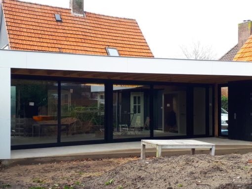 Uitbreiding van een Oostenrijkse woning te Beek en Donk